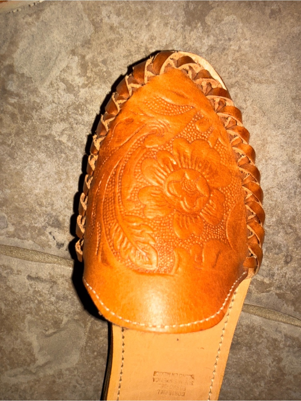 Hand-Tooled Mexican Leather Huaraches Size 8 - Picture 4 of 7